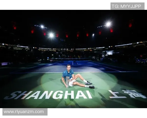 南京网球队以71分领跑大师赛积分榜展现强劲实力